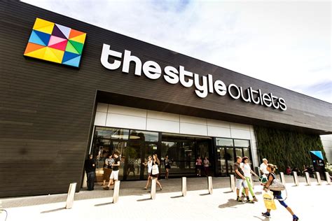 fotos de outlet center madrid